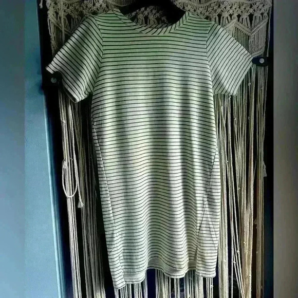 Buffalo Cream‎ and Green Striped T-Shirt Dress size L - Picture 1 of 4